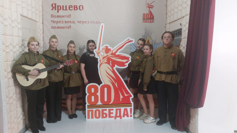 Фестиваль литературно-музыкальных композиций:Мы помним!